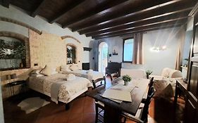 Monolocale Adelaide Abbadesse Guest House